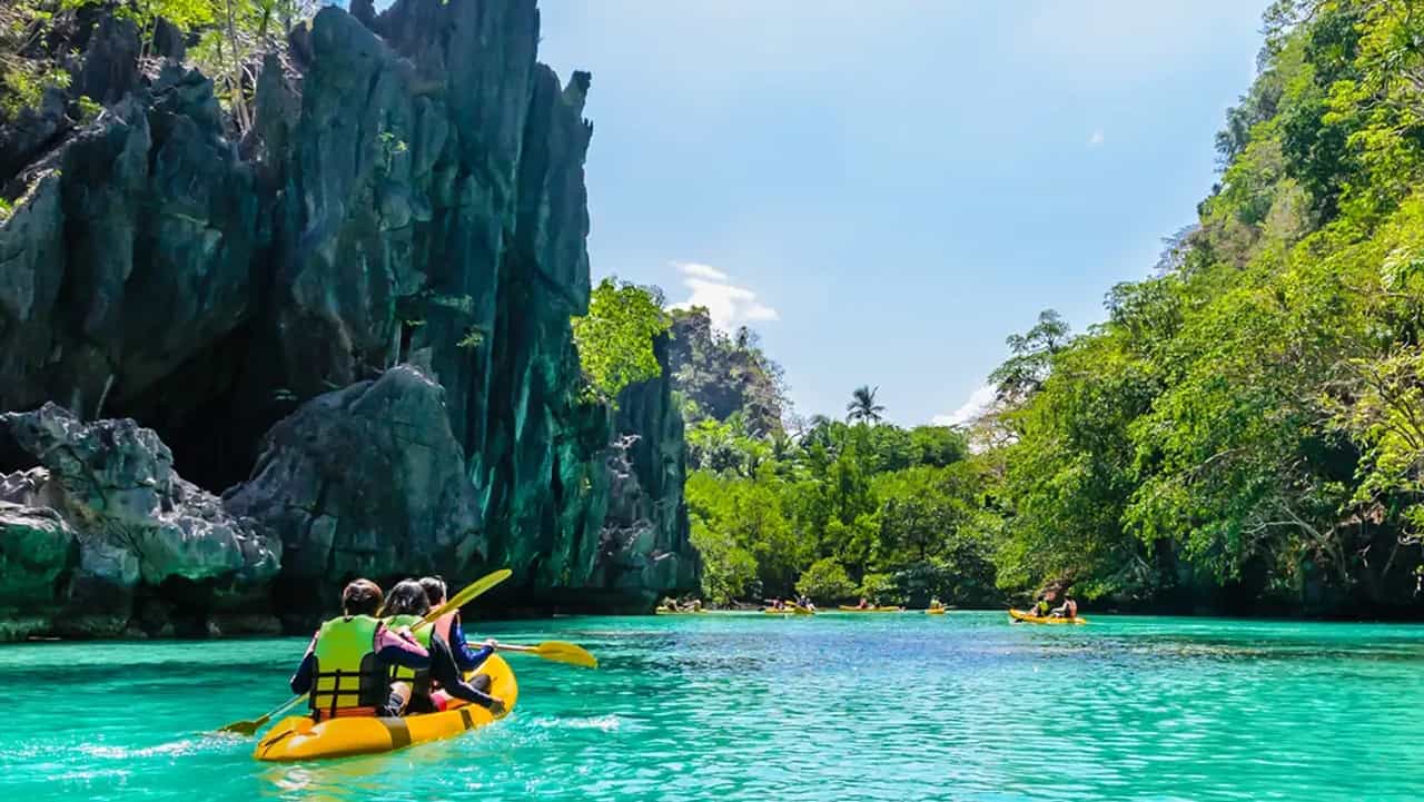 Joining Island Hopping Tour A in El Nido